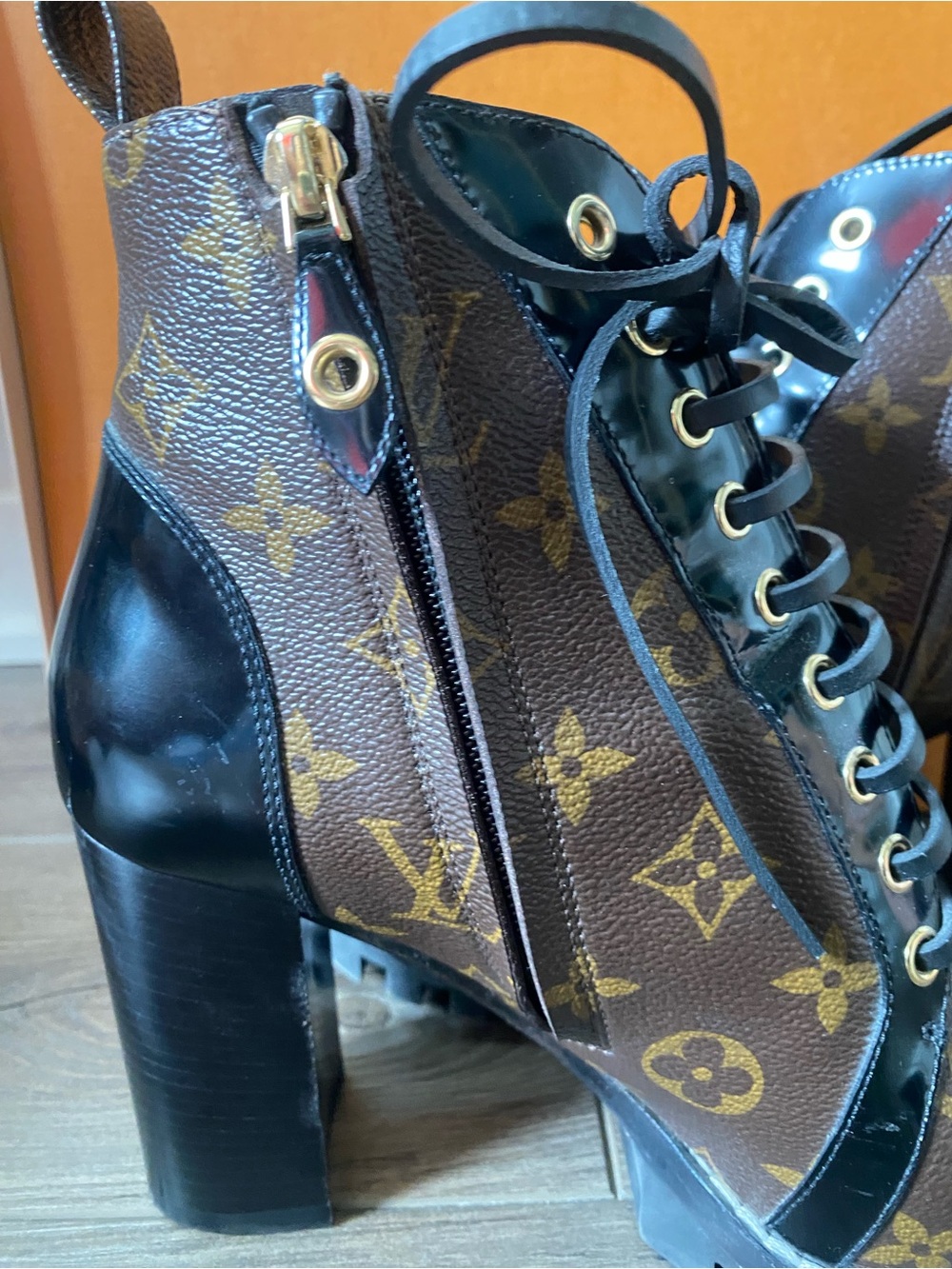 Louis Vuitton Laureate Combat Boots Monogram Canvas Black Leather Size 38.5 Auth - Picture 16 of 16
